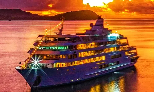 Captain Cook Cruises Fiji