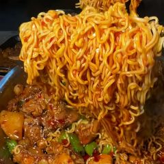 自蚝餐厅·功夫鸡蛙煲·牛腩·牛杂煲 User Photo