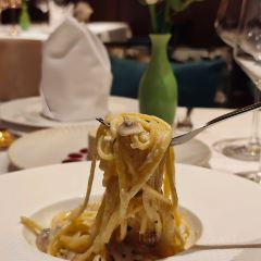 MURBEN牧尔本牛排馆(老洋房江苏路店) User Photo