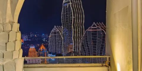 青夏·泰式空中花園餐廳