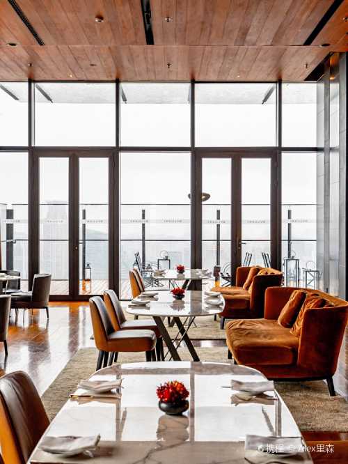 THE BVLGARI BAR