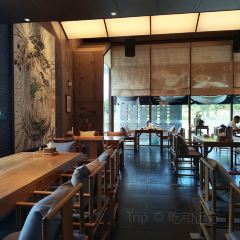 云几·江南茶宴(汤山矿坑公园店) User Photo