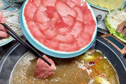 尚品牛味汤锅火锅(新都桥旗舰店)