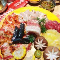 盛金山炭火烤肉(总店) User Photo