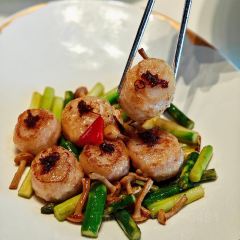 UNIVERSAL BUND BAY User Photo