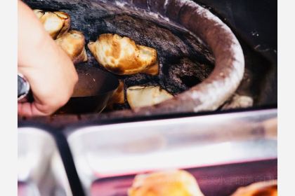 LAO SAN HANG FAN JIE TONG ZI JI DIAN YI HE LU DIAN