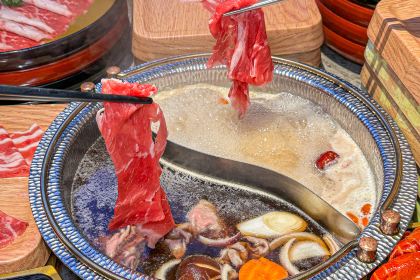 將緒に·和牛放题寿喜烧(新昌万达广场店)