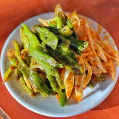 Laoyipintihua (xinjinzong) User Photo