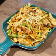 婉泰老挝冰咖啡(曼听公园店) User Photo