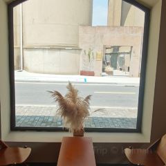构想几何·咖啡工厂店(沈荡谷仓店) User Photo