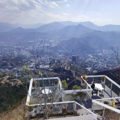 伴山酒店咖啡厅 User Photo