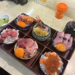 RI YUE SHENG YU JIA CAI User Photo