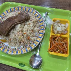哈里克特色抓饭 User Photo