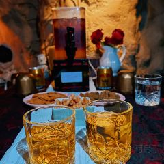 Vault Bar User Photo