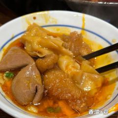 云南建水鸡脚王烧烤(商贸路店) 여행 사진