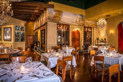 Bacchus Restaurant & Lounge