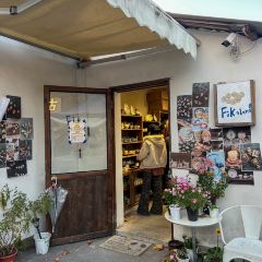 LELE SNACK STALL User Photo