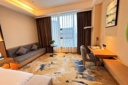 世臻和平饭店(富顺北湖一号店)