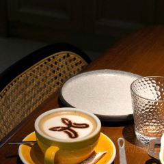 Le  Café De HAPPY User Photo