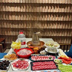 御屋鲜品鲜切牛肉火锅自助(胶州龙湖天街店) User Photo