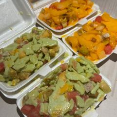 ZHENQIANJIE FERMENTED BEAN CURD CHICKEN WINGS User Photo