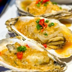 红码头平价海鲜烧烤大排档(海事店) User Photo