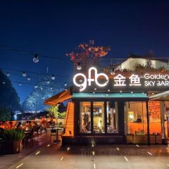 Golden Fish Sky Bar User Photo