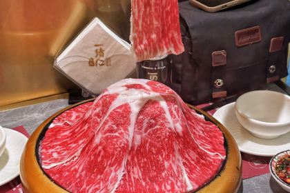 一绪に和牛寿喜烧(大卫城店)