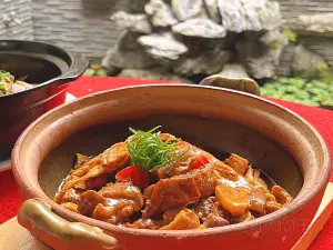 NO.8 FENG YAGN LI