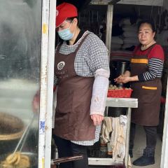 ZHENG ZONG LAO ZI HAO BAN BAN QIAO YOU ZHA BA User Photo