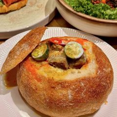 Two Birds One Stone·一石二鸟(木色店) 여행 사진