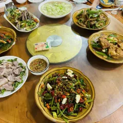 伍号勐混牛撒撇米线店(泼水广场店) User Photo