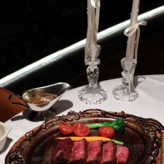 天空之城·全景旋转餐厅 User Photo