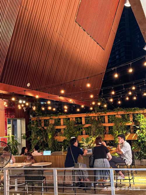 Soho Pizza (The Commons Saladaeng)