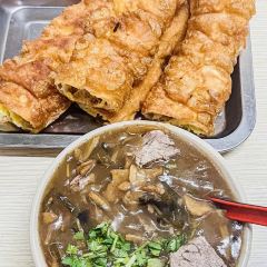 杠子油条早餐 User Photo