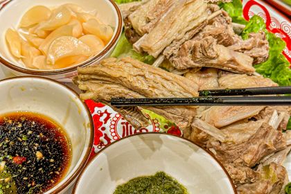 鱼探花烤鱼烧烤酒肆(总店)