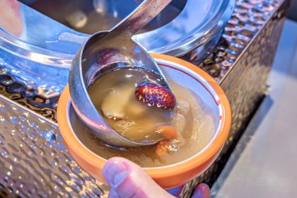 猴子山下麻辣香锅店(锡尼街店)