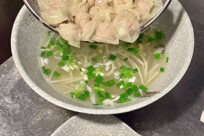 林妈过桥抄手(解放碑店)