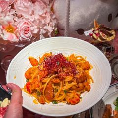 YI SHA YI CHENG User Photo