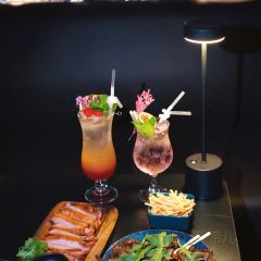 Overflow Whisky·Cocktail Bar User Photo