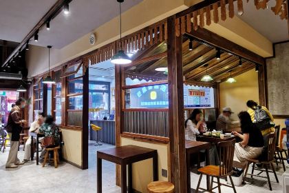 婉泰老挝冰咖啡(曼听公园店)