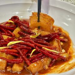 一品红养生汤煲(融汇温泉店) User Photo