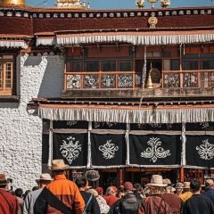 绕赛老字号包子店 User Photo