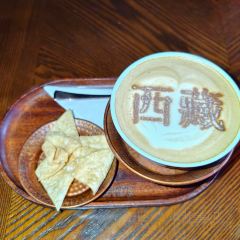 星月菩堤观景咖啡厅(布达拉宫观景店) User Photo