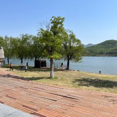 Rizhaosongyuehulanhaijunhuada Restaurant 여행 사진