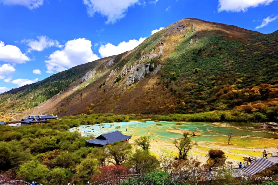 黃龍五彩池