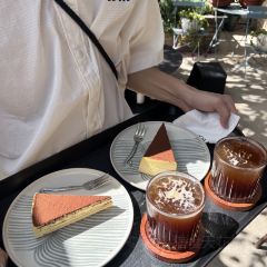 欧鲁家雪山观景咖啡Olu·cafe&lounge User Photo