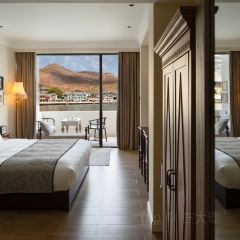 ARCADIA SEAVIEW DESIGN HOTEL·Seaview Restaurant User Photo