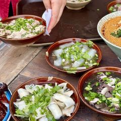 LIN JIANG SHAN SI User Photo