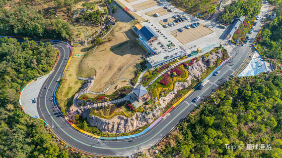 bei e ling shan ding gong yuan